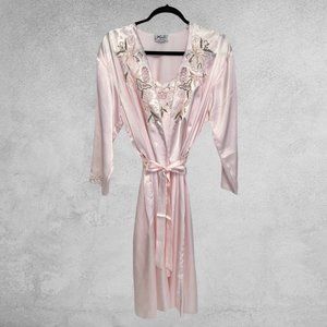 VINTAGE | 1990’s 100% Silk Light Pink Robe & Chemise Loungewear Sleepwear Set